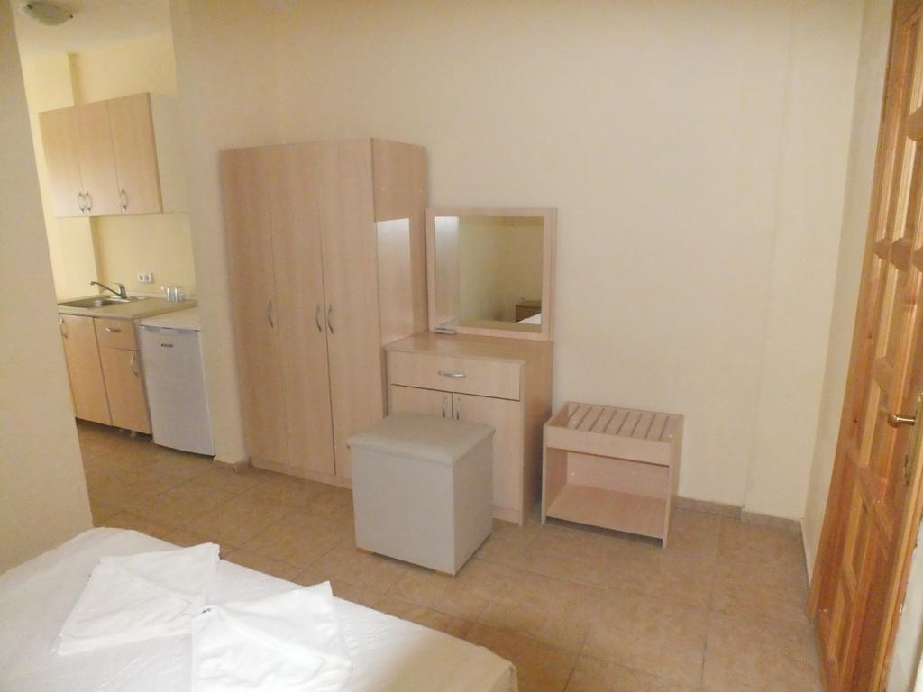 Summer Sun Beach Hotel Ortakent Room photo